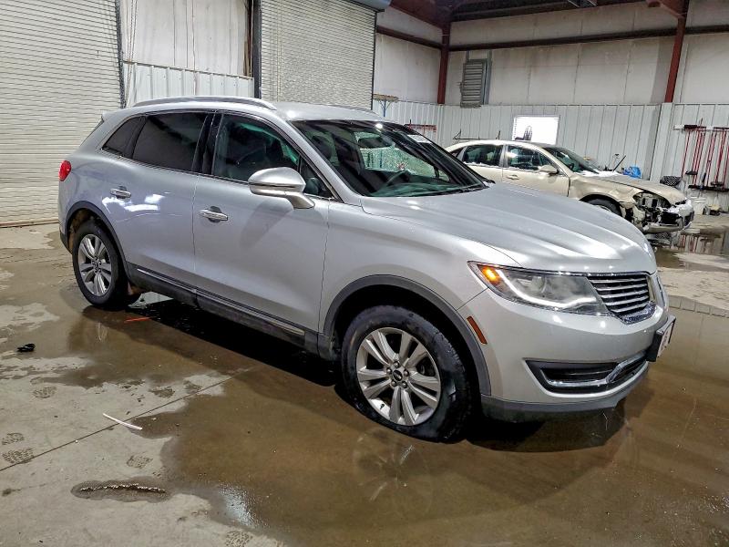 Photo 4 from auction – 2016 LINCOLN MKX PREMIE with VIN 2LMTJ8JR0GBL39355