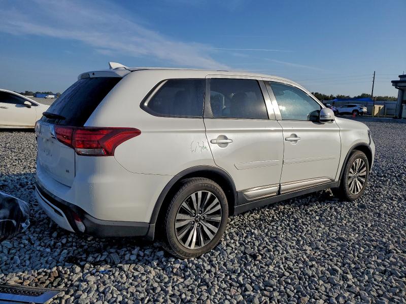 Photo 3 from auction – 2020 MITSUBISHI OUTLANDER with VIN JA4AZ3A3XLZ004944