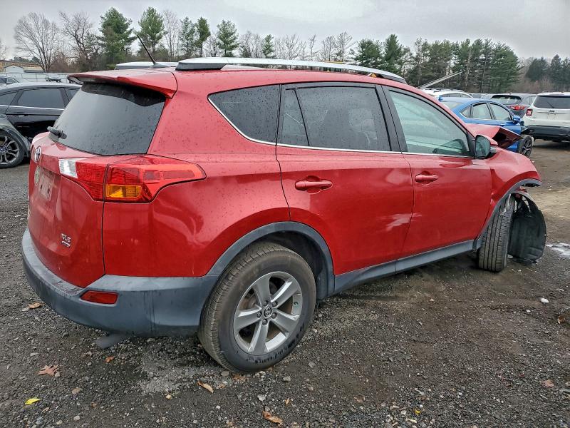 Photo 3 from auction – 2015 TOYOTA RAV4 XLE with VIN 2T3RFREV7FW351605