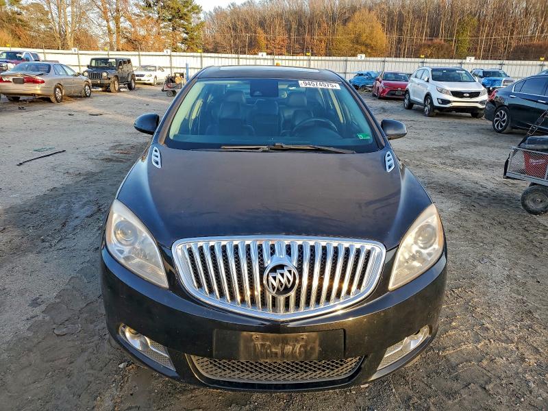 Photo 5 from auction – 2016 BUICK VERANO with VIN 1G4PS5SK1G4162139
