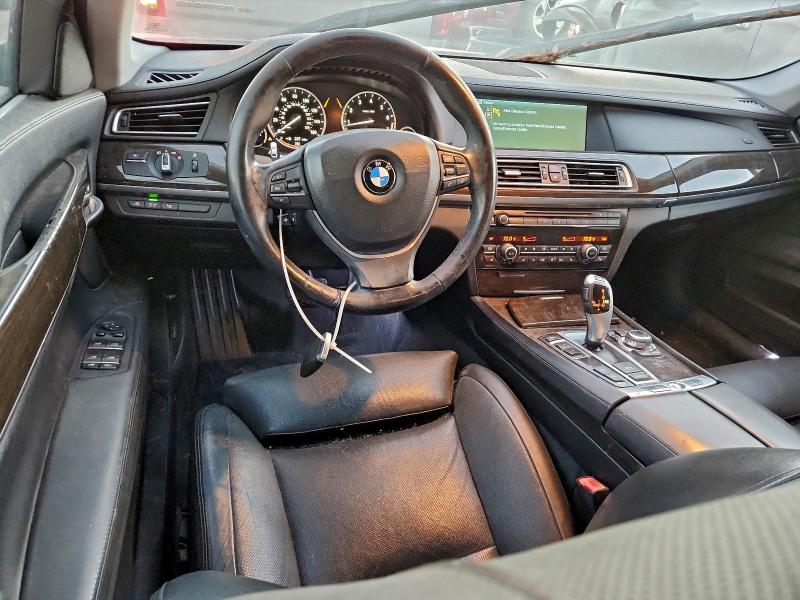 Photo 8 from auction – 2012 BMW 750 I with VIN WBAKA8C59CDX01464