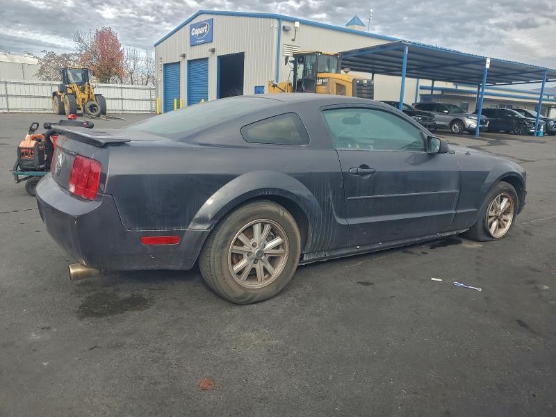 Photo 3 from auction – 2007 FORD MUSTANG with VIN 1ZVFT80N375297707