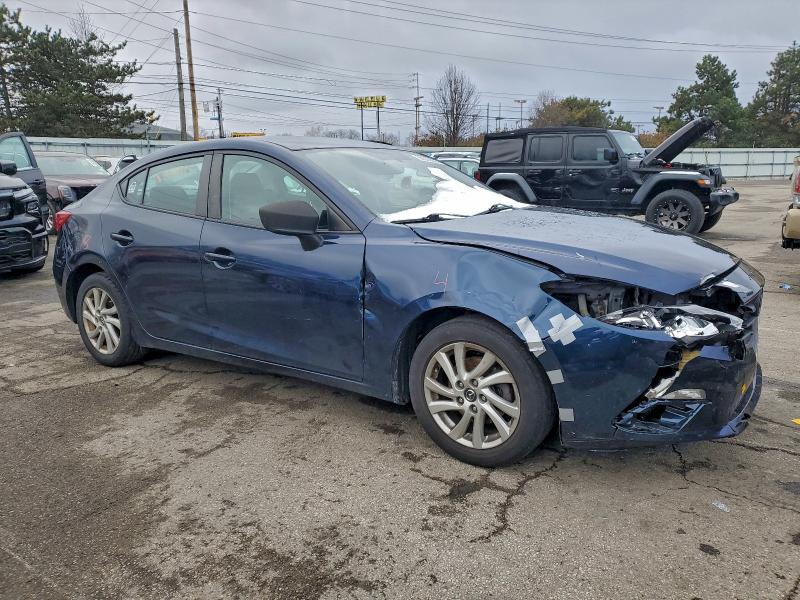 Photo 4 from auction – 2015 MAZDA 3 with VIN 3MZBM1U74FM150271