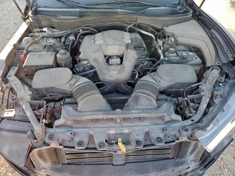 Photo 12 from auction – 2017 MASERATI LEVANTE with VIN ZN661XUA5HX245199