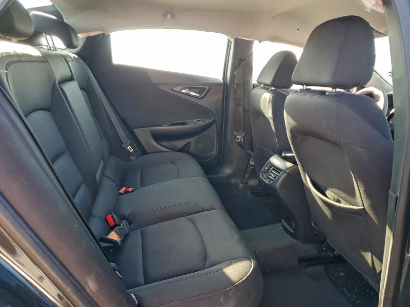 Photo 10 from auction – 2018 CHEVROLET MALIBU with VIN 1G1ZD5ST4JF179196
