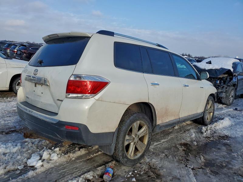 Photo 3 from auction – 2012 TOYOTA HIGHLANDER with VIN 5TDDK3EH8CS111828