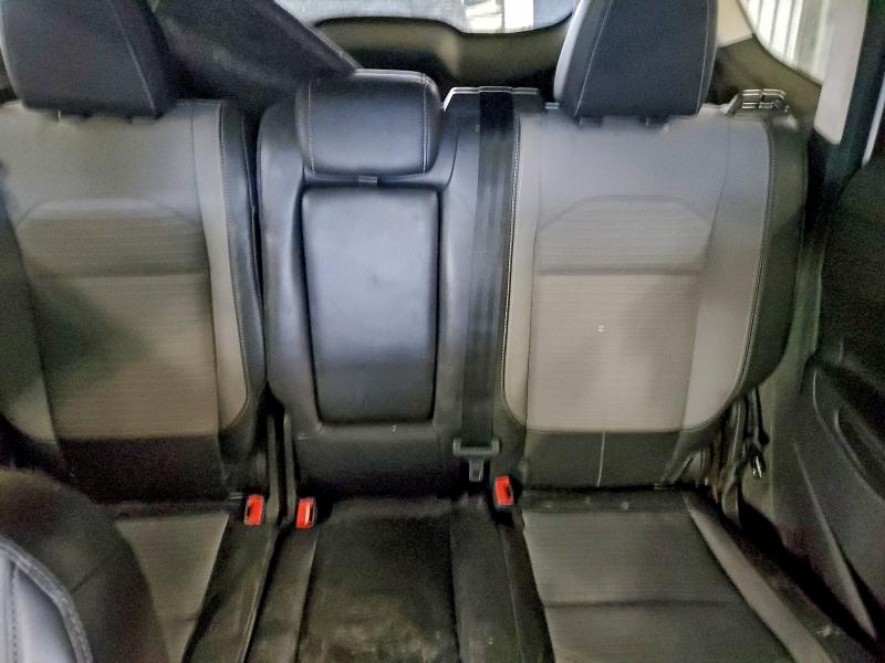 Photo 10 from auction – 2017 FORD ESCAPE with VIN 1FMCU9G92HUB01342