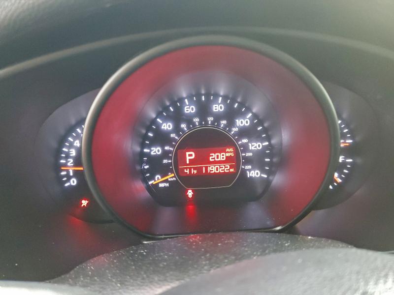 Photo 9 from auction – 2017 KIA SOUL with VIN KNDJN2A20H7459923