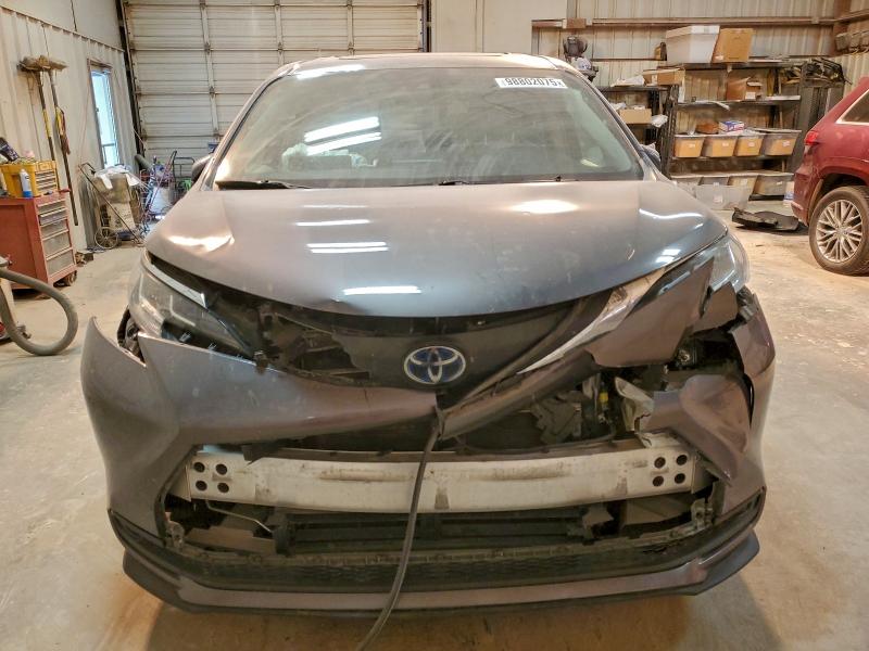 Photo 5 from auction – 2021 TOYOTA SIENNA LE with VIN 5TDBRKEC4MS048973