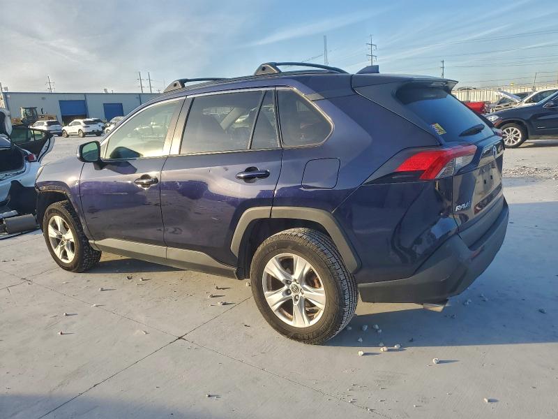 Photo 2 from auction – 2019 TOYOTA RAV4 with VIN JTMW1RFV4KJ001731