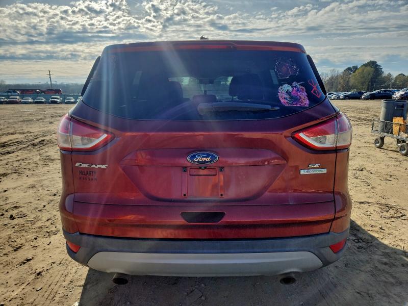 Photo 6 from auction – 2015 FORD ESCAPE SE with VIN 1FMCU0GX5FUB05117
