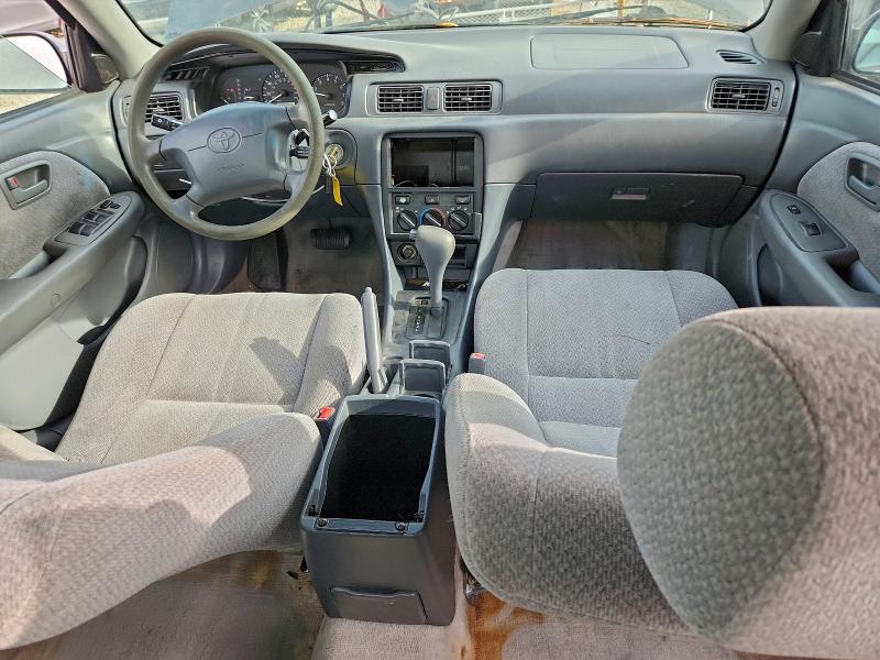 Photo 8 from auction – 2000 TOYOTA CAMRY CE with VIN JT2BF22K7Y0260191