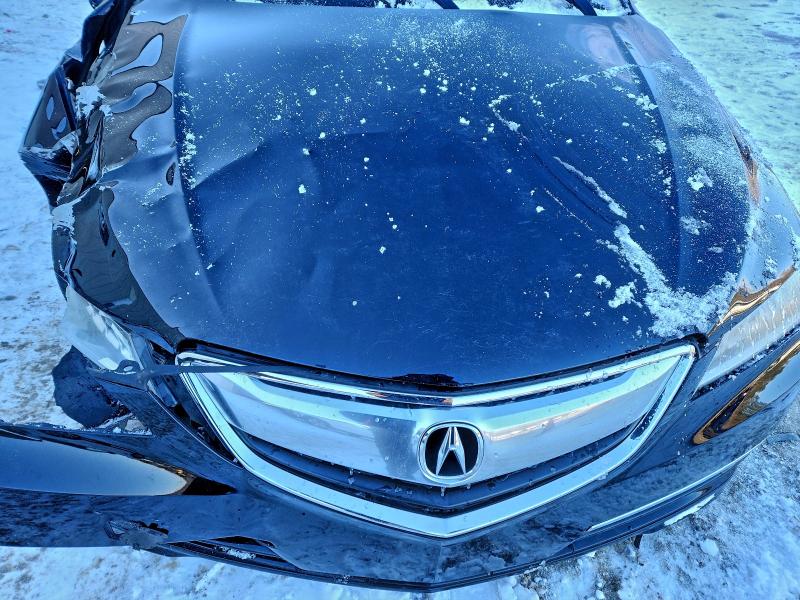 Photo 11 from auction – 2016 ACURA TLX TECH with VIN 19UUB3F53GA000984