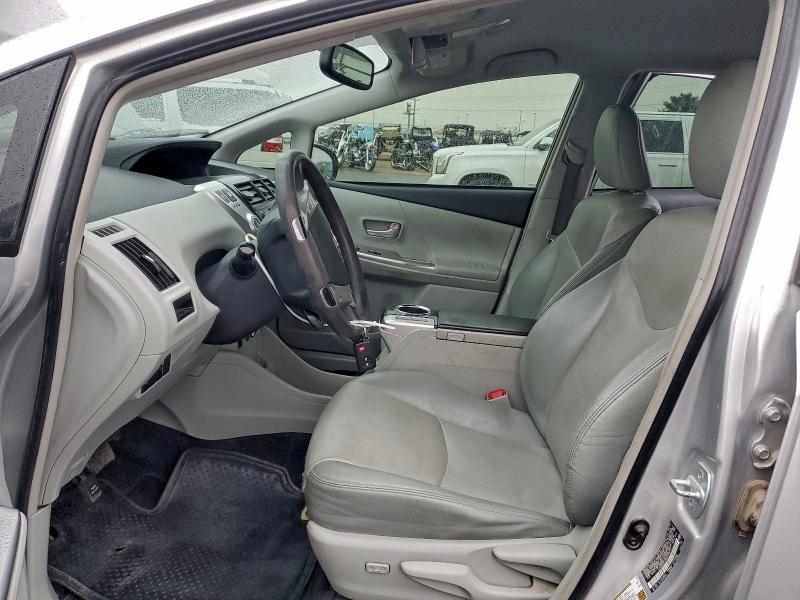 Photo 7 from auction – 2012 TOYOTA PRIUS V with VIN JTDZN3EU0C3145516