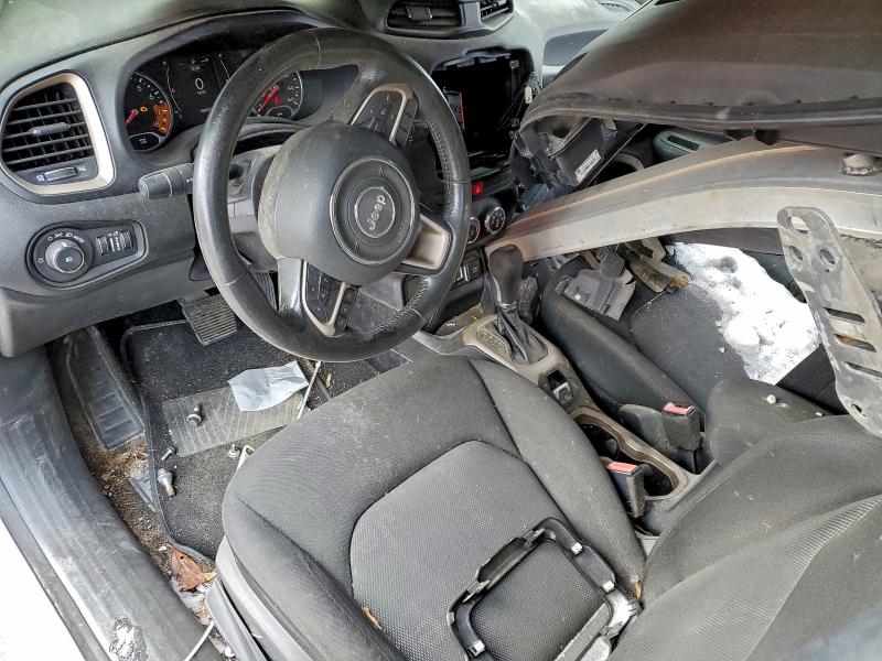 Photo 8 from auction – 2015 JEEP RENEGADE with VIN ZACCJABT2FPB32218
