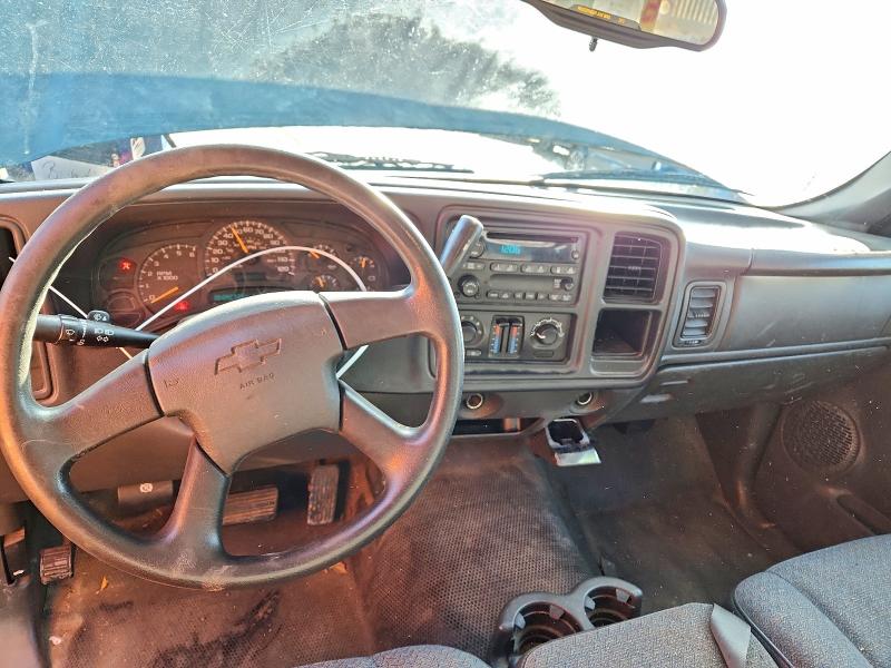 Photo 8 from auction – 2005 CHEVROLET SILVERADO with VIN 1GCEC14X05Z207842