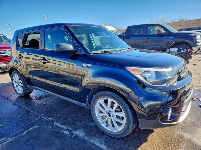 Photo 4 from auction – 2017 KIA SOUL with VIN KNDJP3A5XH7414028