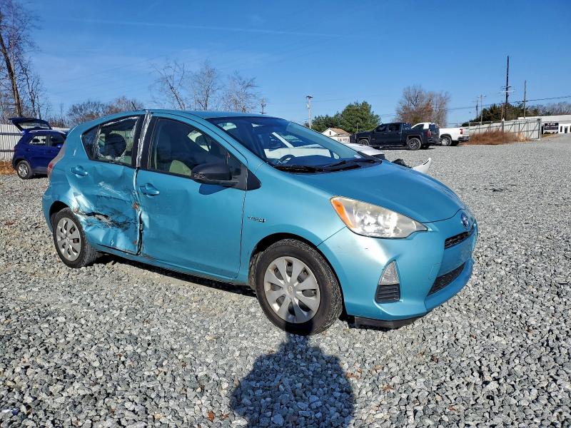 Photo 4 from auction – 2012 TOYOTA PRIUS C with VIN JTDKDTB3XC1011429