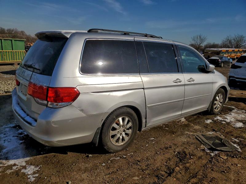 Photo 3 from auction – 2010 HONDA ODYSSEY with VIN 5FNRL3H50AB089877