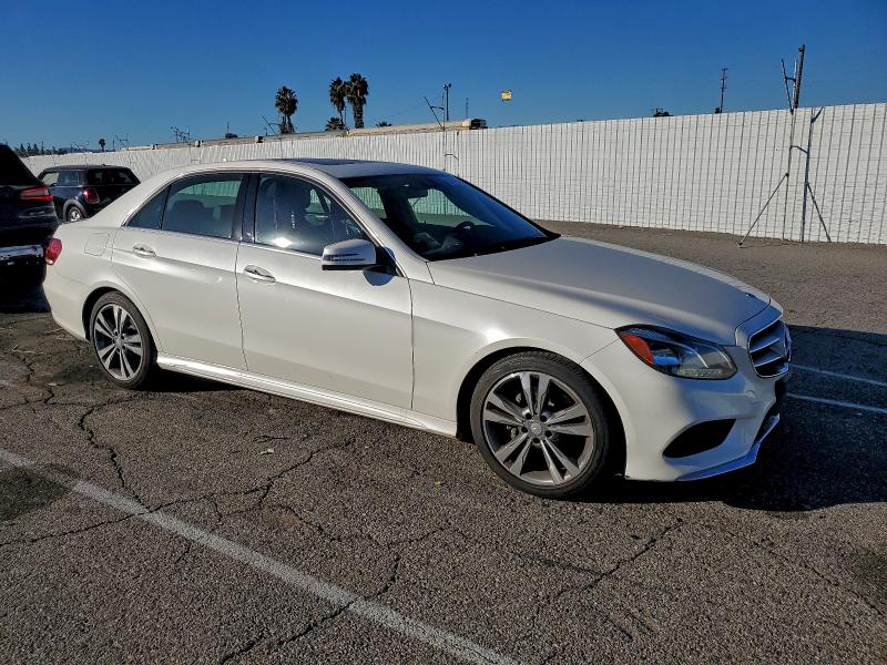 Photo 4 from auction – 2014 MERCEDES-BENZ E 350 with VIN WDDHF5KB9EB033545