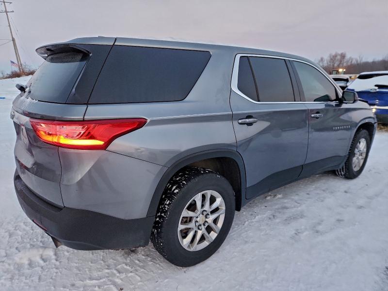 Photo 3 from auction – 2018 CHEVROLET TRAVERSE with VIN 1GNERFKW3JJ109264