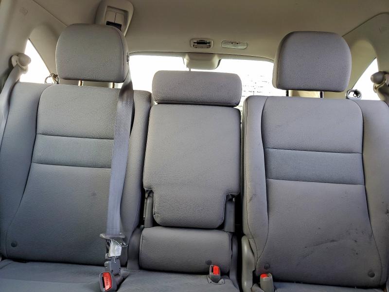 Photo 10 from auction – 2011 HONDA CR-V LX with VIN 5J6RE4H38BL006378