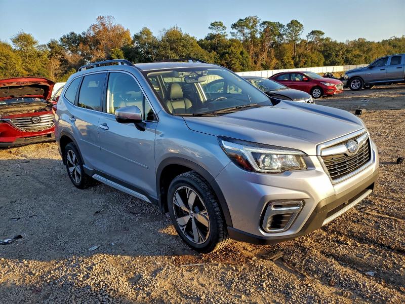 Photo 4 from auction – 2020 SUBARU FORESTER T with VIN JF2SKAXC3LH483046