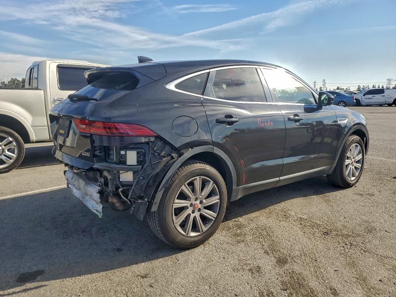 Photo 3 from auction – 2018 JAGUAR E-PACE S with VIN SADFJ2FX7J1Z24331