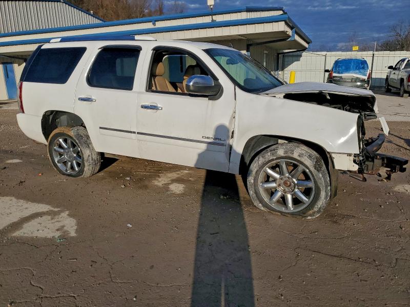 Photo 4 from auction – 2011 GMC YUKON DENA with VIN 1GKS2EEF2BR332442