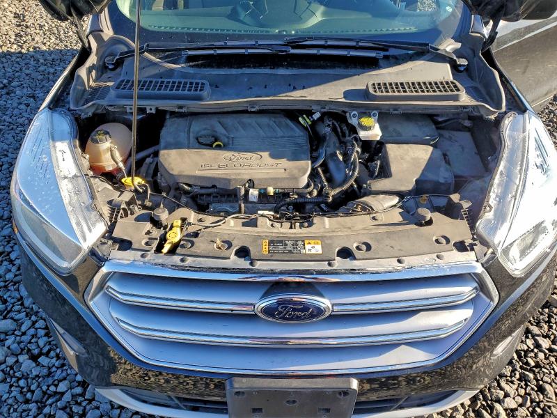 Photo 12 from auction – 2017 FORD ESCAPE SE with VIN 1FMCU9GD2HUD27868