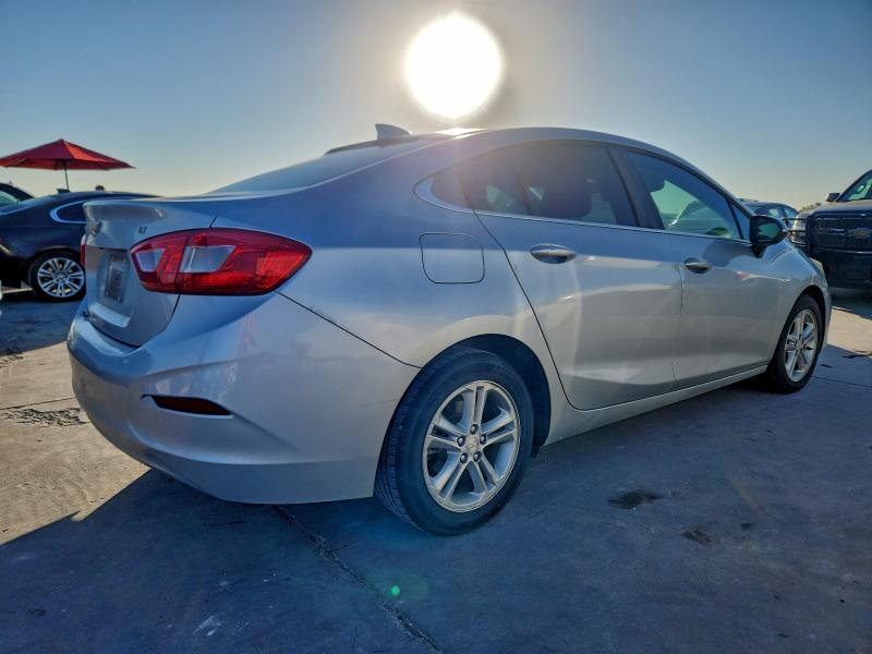 Photo 3 from auction – 2016 CHEVROLET CRUZE LT with VIN 1G1BE5SM0G7304043