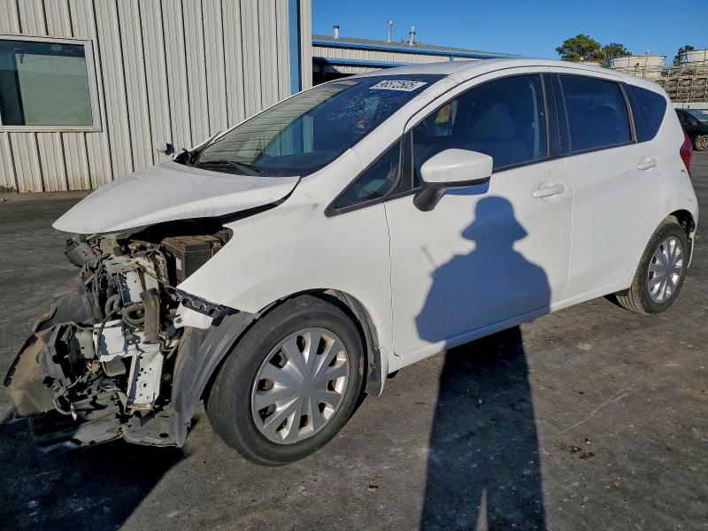 NISSAN VERSA NOTE 2015 with VIN 3N1CE2CP0FL445422 - Photo from auction