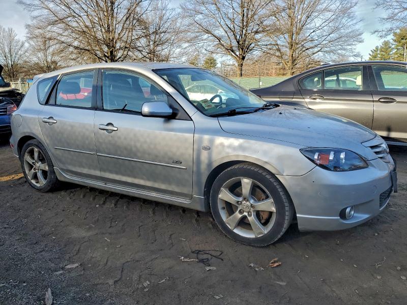Photo 4 from auction – 2005 MAZDA 3 with VIN JM1BK343051269626