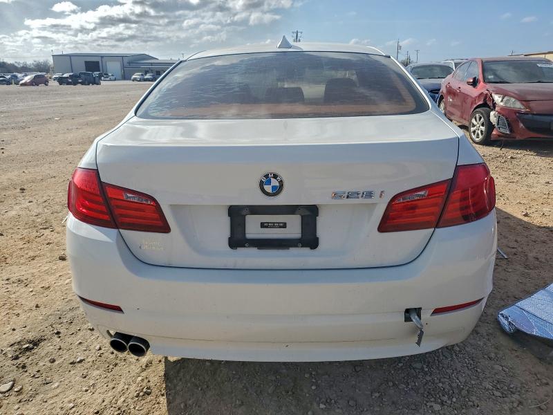 Photo 6 from auction – 2011 BMW 528 I with VIN WBAFR1C54BDS36320
