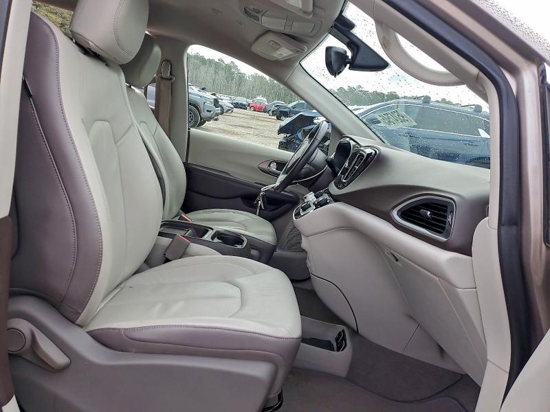 Photo 7 from auction – 2018 CHRYSLER PACIFICA T with VIN 2C4RC1BG7JR292123