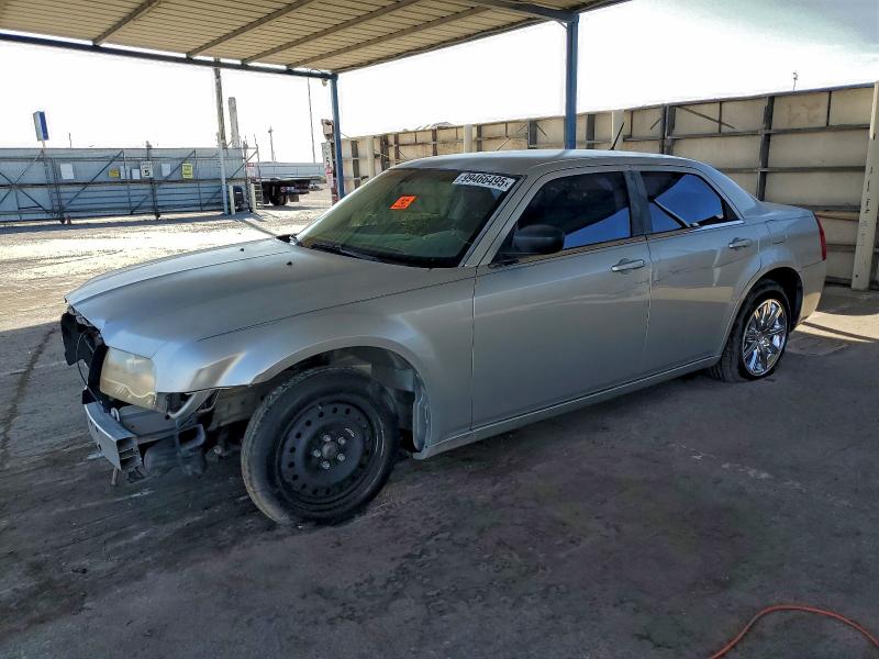 CHRYSLER 300 LX 2008 with VIN 2C3KA43R28H131739 - Photo from auction