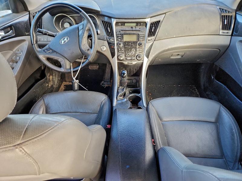 Photo 8 from auction – 2013 HYUNDAI SONATA SE with VIN 5NPEC4AC7DH633083