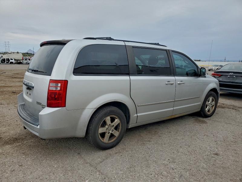 Photo 3 from auction – 2010 DODGE GRAND CARA with VIN 2D4RN5DX6AR147947