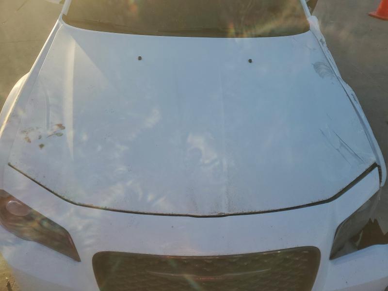 Photo 11 from auction – 2022 CHRYSLER 300 with VIN 2C3CCABG6NH170715