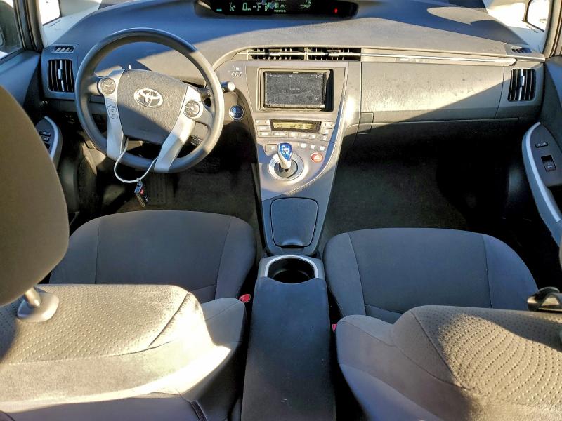Photo 8 from auction – 2012 TOYOTA PRIUS with VIN JTDKN3DU8C1493174