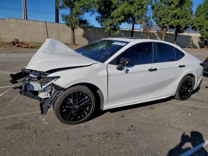TOYOTA CAMRY XSE 2025 with VIN 4T1DAACK9SU057239 - Photo from auction