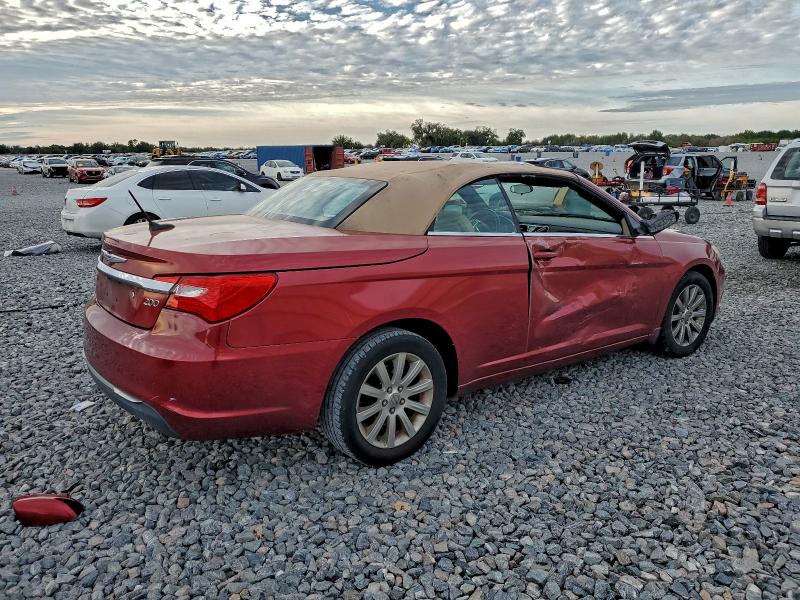 Photo 3 from auction – 2011 CHRYSLER 200 TOURIN with VIN 1C3BC2EG6BN536382