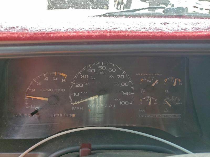 Photo 9 from auction – 1996 GMC SUBURBAN K with VIN 1GKFK16RXTJ755854