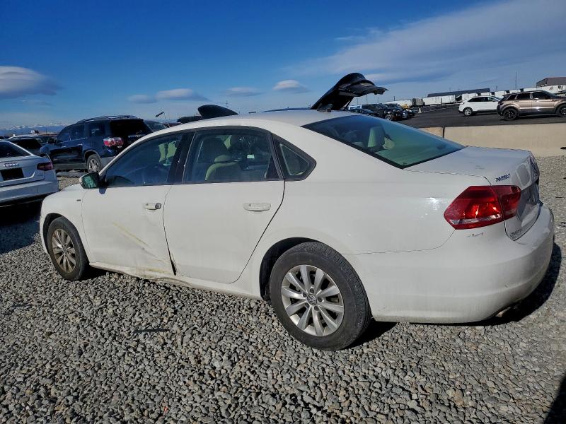 Photo 2 from auction – 2014 VOLKSWAGEN PASSAT S with VIN 1VWAS7A34EC120726