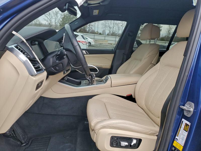 Photo 7 from auction – 2021 BMW X5 XDRIVE4 with VIN 5UXCR6C00M9F10126