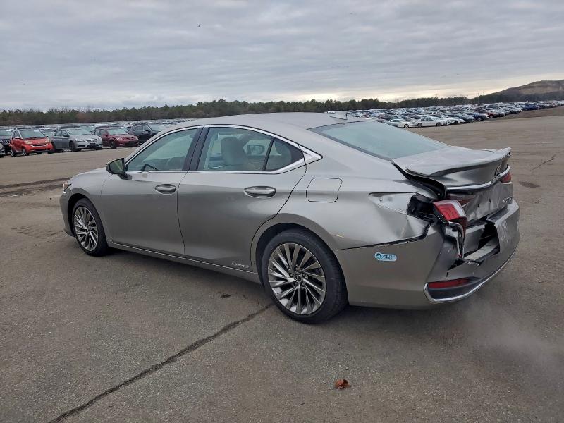 Photo 2 from auction – 2019 LEXUS ES 300H with VIN 58AB21B11KU003049