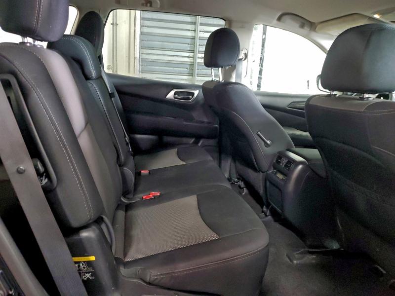 Photo 11 from auction – 2017 NISSAN PATHFINDER with VIN 5N1DR2MM8HC900053