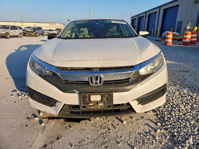 Photo 5 from auction – 2018 HONDA CIVIC EX with VIN 2HGFC2F74JH549720