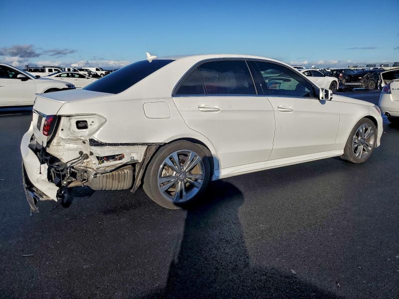 Photo 3 from auction – 2016 MERCEDES-BENZ E 350 with VIN WDDHF5KB7GB235402