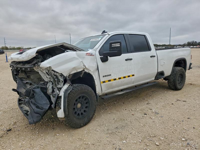 CHEVROLET SILVERADO 2021 with VIN 1GC4YSEY2MF153020 - Photo from auction